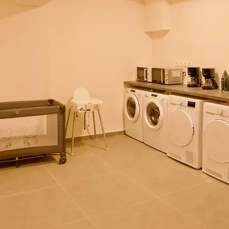 Aparthotel Relax Piraeus